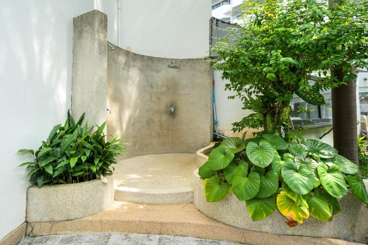 Patong Central Residence & Apartment Extérieur photo