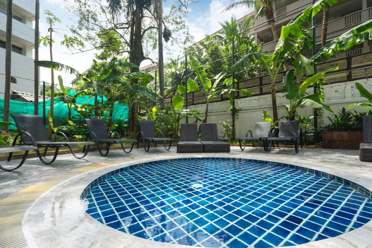 Patong Central Residence & Apartment Extérieur photo