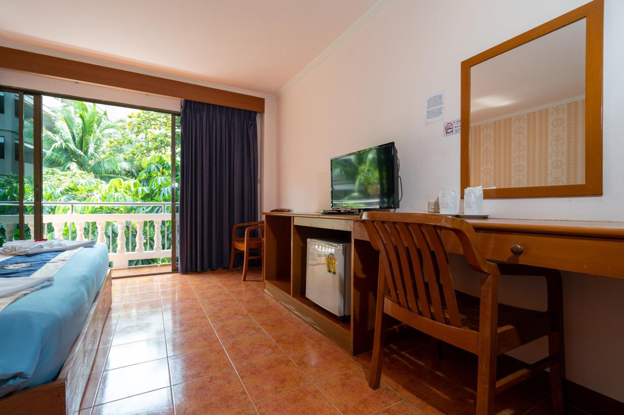 Patong Central Residence & Apartment Extérieur photo