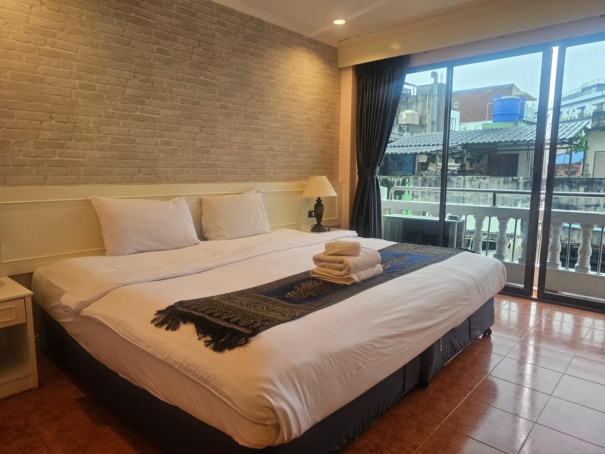 Patong Central Residence & Apartment Chambre photo