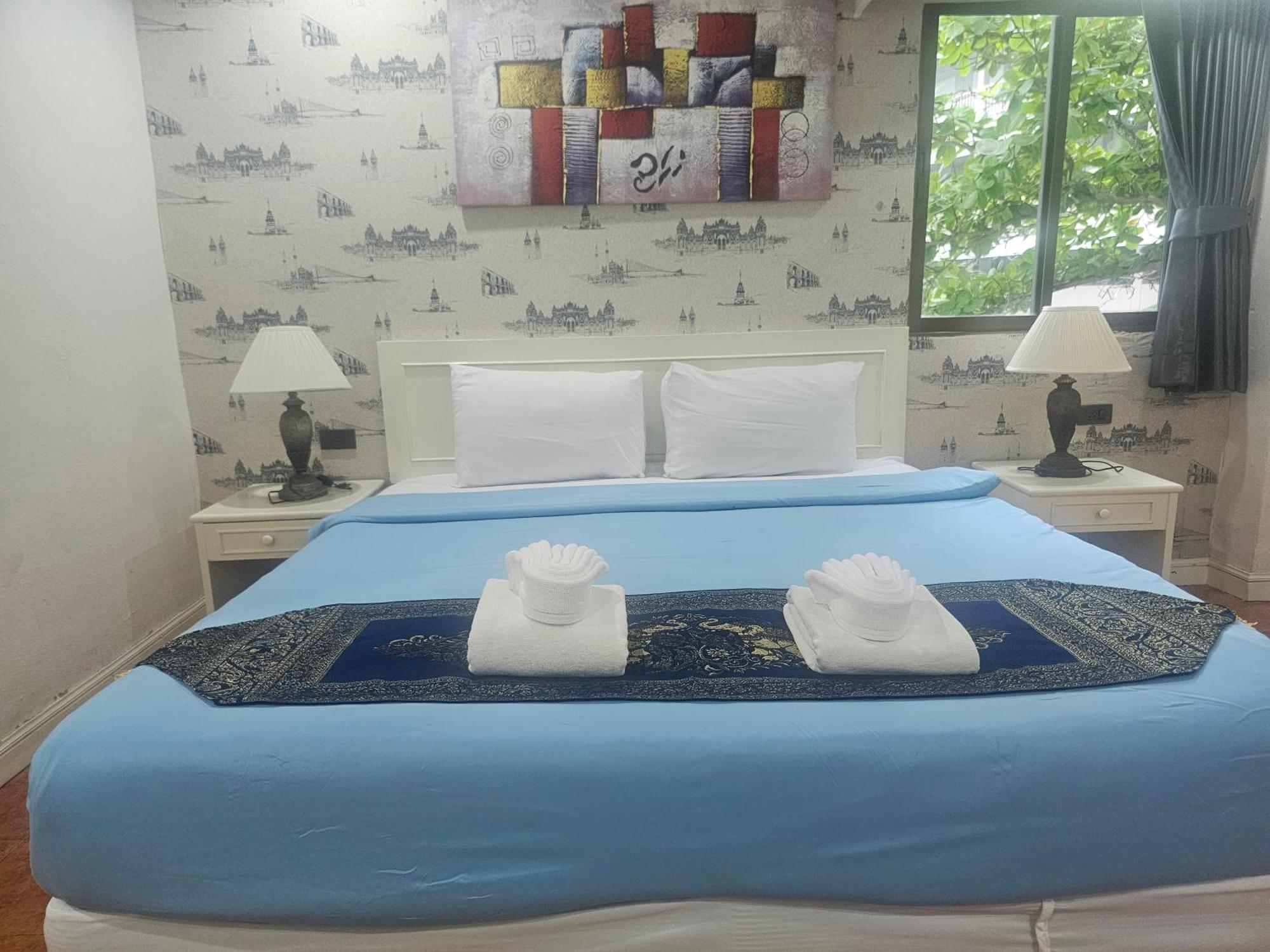 Patong Central Residence & Apartment Extérieur photo